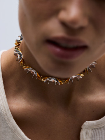 Чокер притяжение