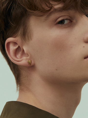 Пуссета маленькое сердце с позолотой