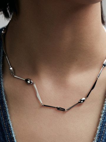 Avgvst x Crosby Studios Cutlery колье