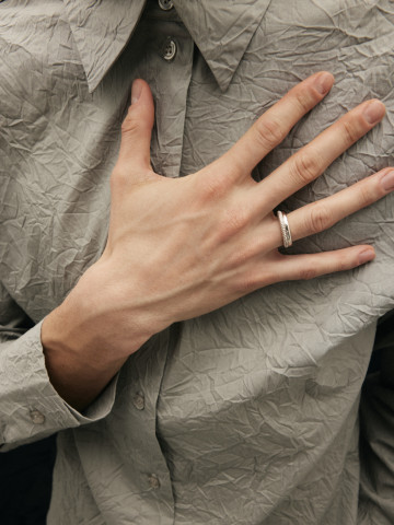 Кольцо-пружинка из белого золота