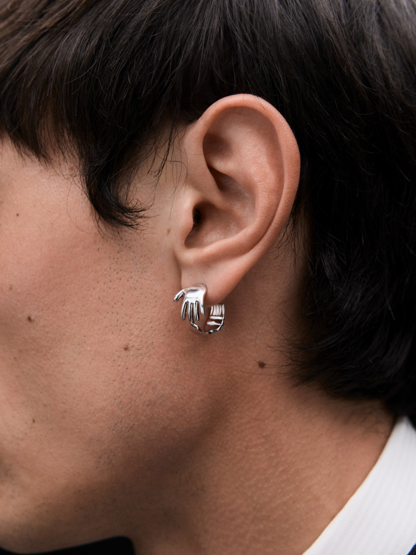 Серьга рука-кисточка