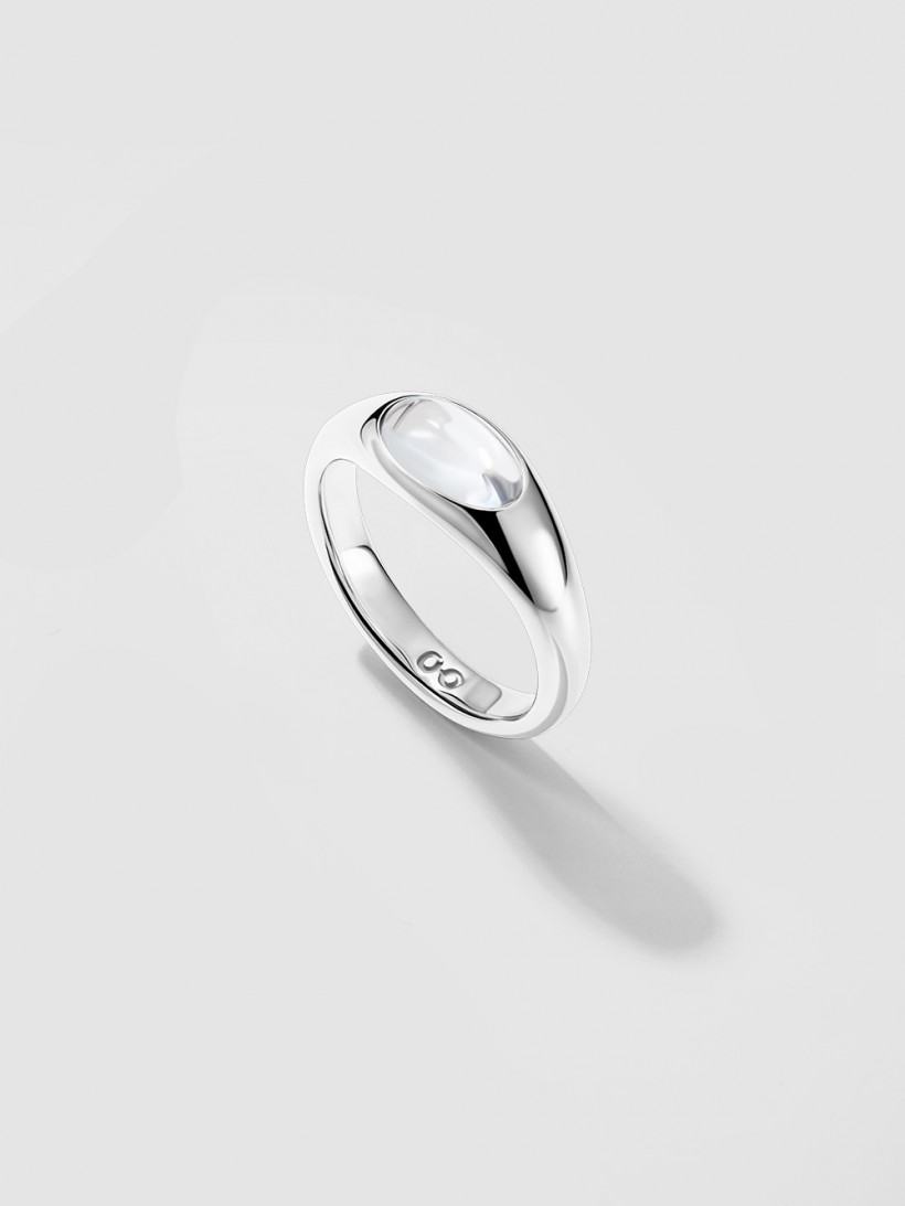 Перстень из белого золота с горным хрусталем