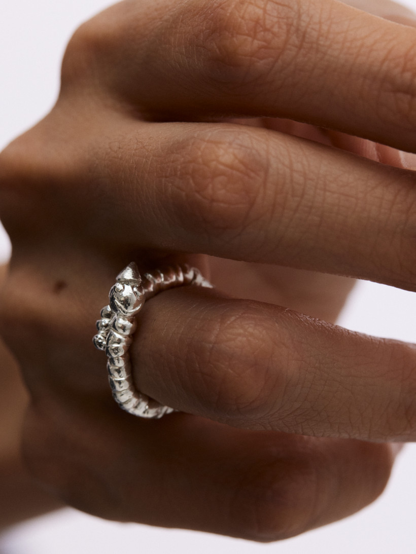 Karpinsky for Avgvst кольцо гусеница