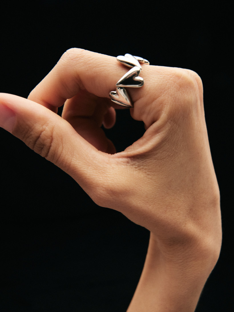 Кольцо танцующих сердец