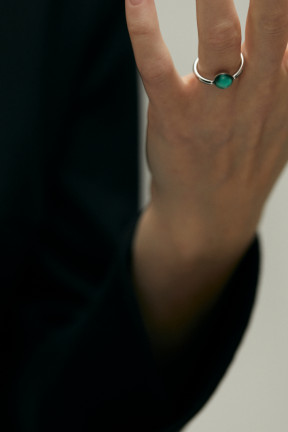 Кольцо-леденец S с зеленым кварцем